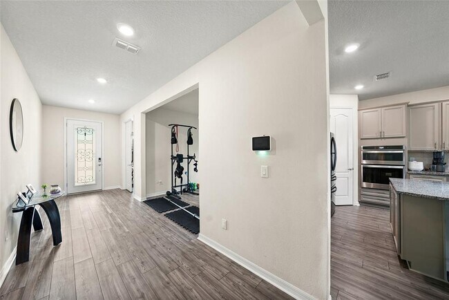 Building Photo - 10913 Green Harvest Dr.