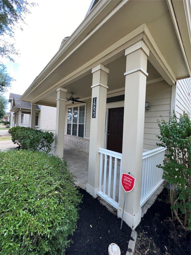 Building Photo - 18823 S Lyford Dr