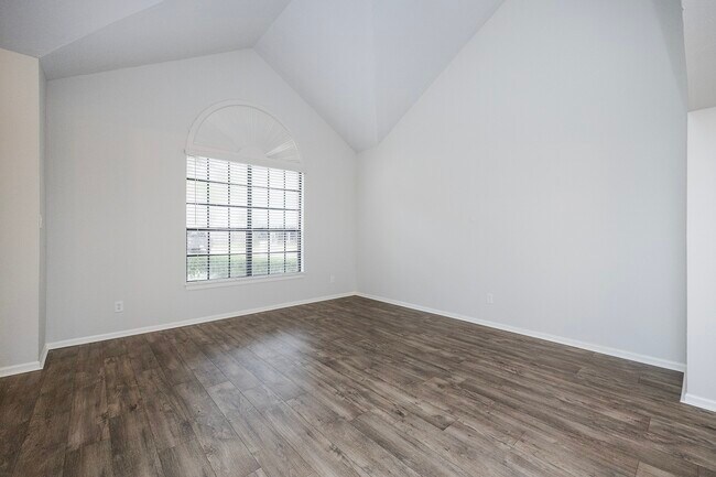Building Photo - 86 W Stony Bridge Cir