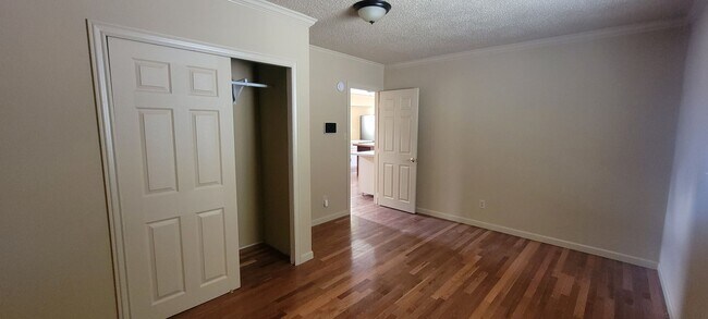 Building Photo - 3129 Elizabeth St