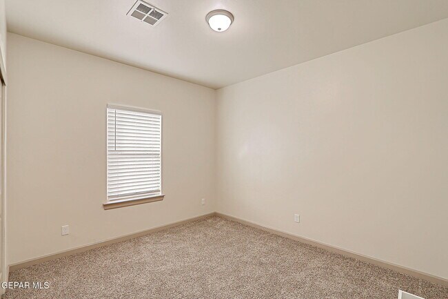 Building Photo - 7825 Enchanted View Dr