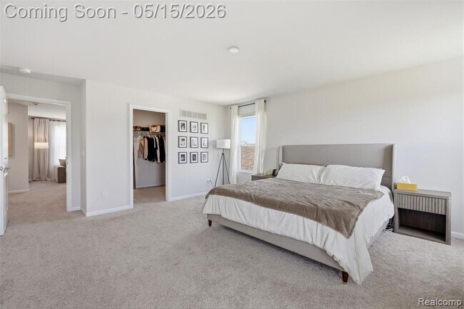 Building Photo - 241 Quartz Wy