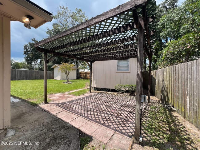 Building Photo - 8339 Holly Hill Cove