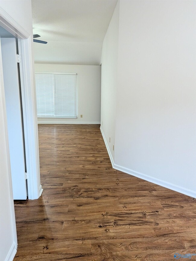 Building Photo - 221 Knox Creek Trail NW