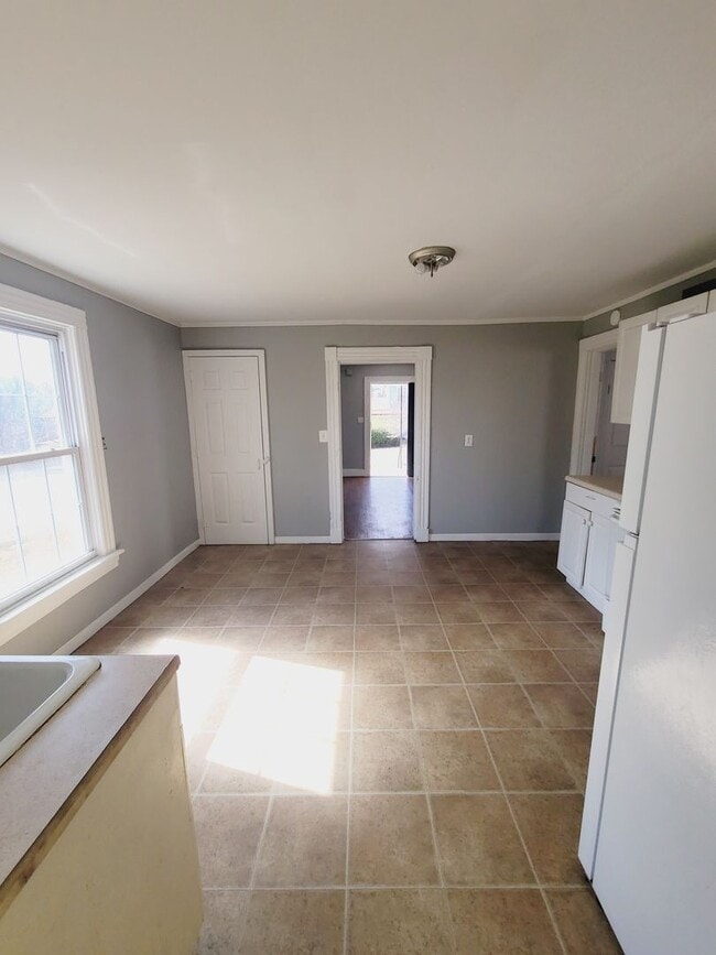 Building Photo - Two-Bedroom Single Family Home in Downtown Lynchburg