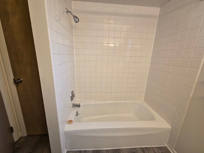 Building Photo - 333 Ida Ave