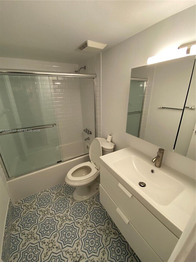 Building Photo - 1308 Drexel Ave