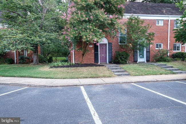 Building Photo - 3117 Ravensworth Pl