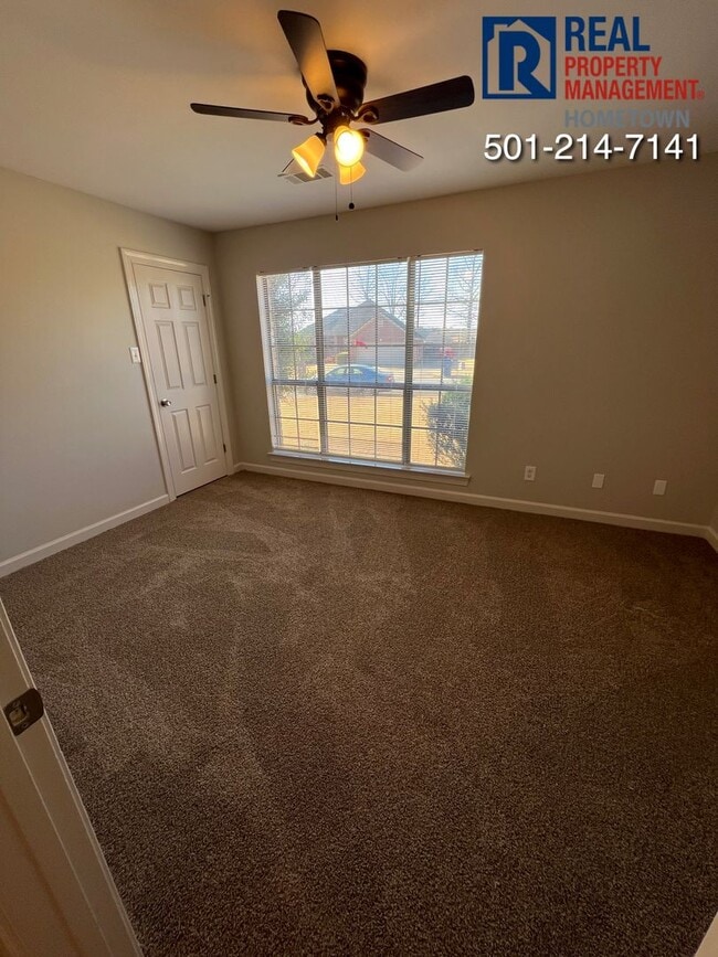 Building Photo - 198 Deauville Dr