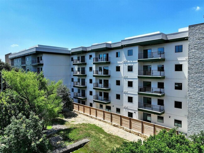 Building Photo - 4802 S Congress Ave