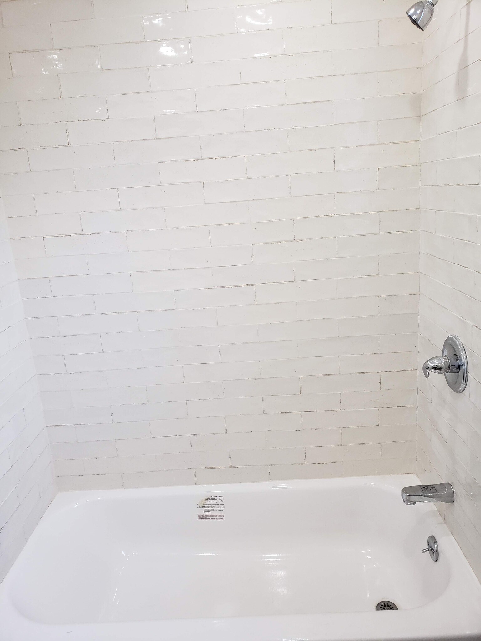 Building Photo - 761 E 101st St