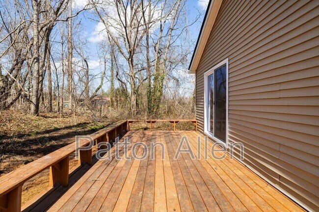 Building Photo - 56 Buffalo St