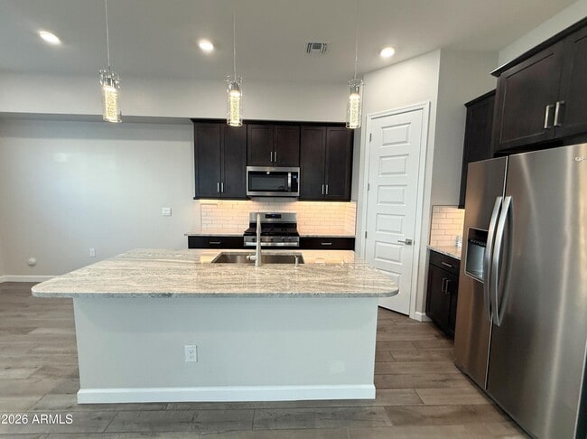 Building Photo - 17050 N 50th Pl