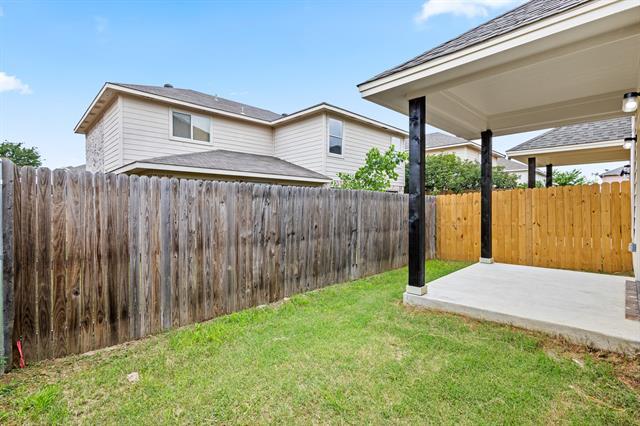 Building Photo - 2308 Bloomfield Dr