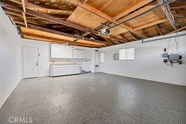 Building Photo - 41363 Plumrose St