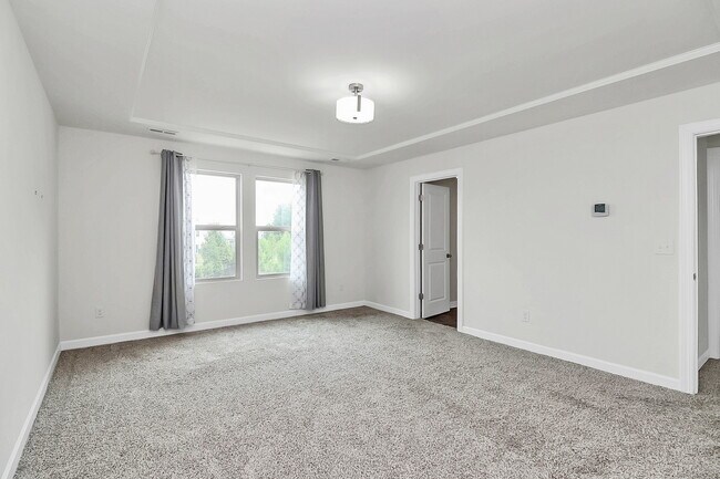 Building Photo - 8315 Flint Hill Dr