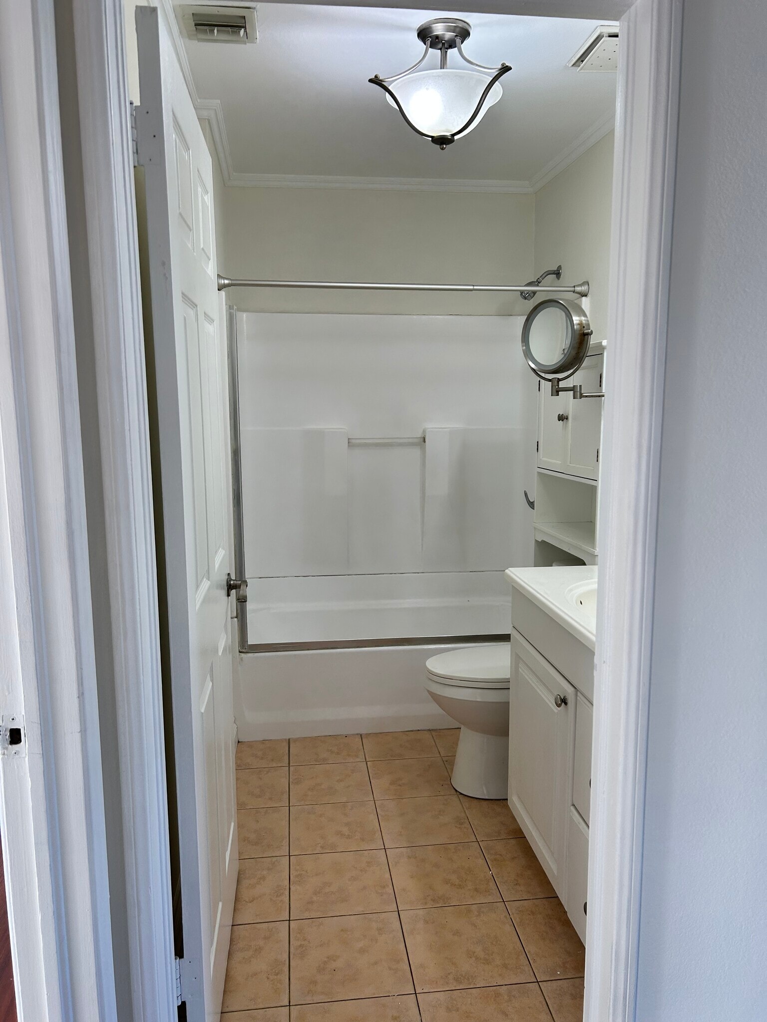 Building Photo - 1825 Keeler St