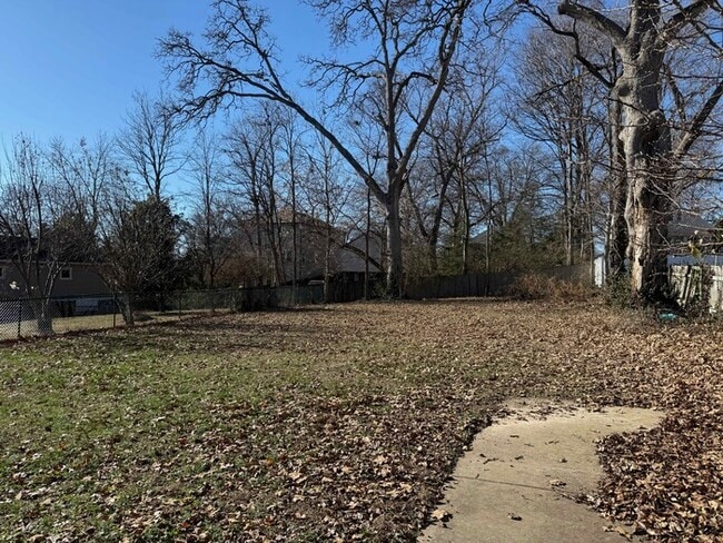 Building Photo - Beautifully Renovated 3 Bed 1 Bth Home in Webster Schools