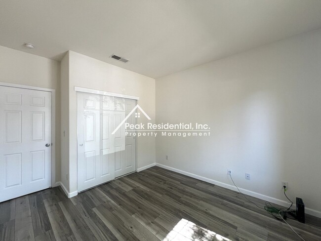 Building Photo - Updated 4bd/2ba Rancho Cordova Home!