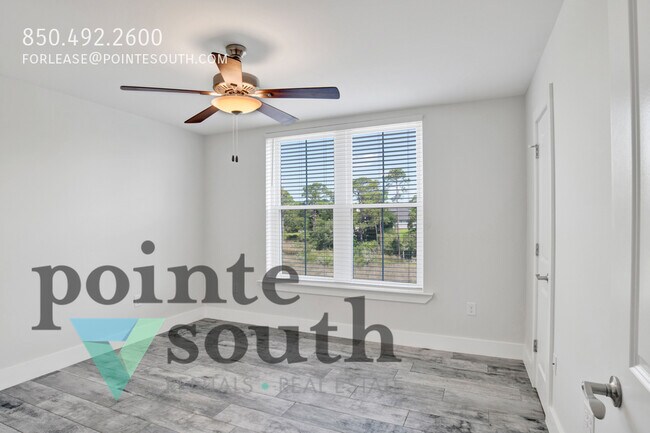 Building Photo - 16262 Tarpon Dr