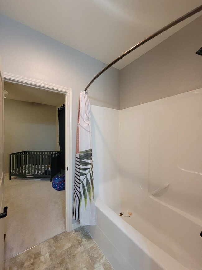 Building Photo - 2460 Bramasole Dr Way