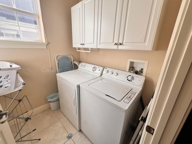 Building Photo - 1519 Lake Baldwin Ln