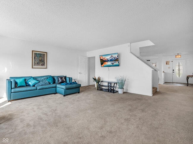 Building Photo - 8813 Browns Valley Ln