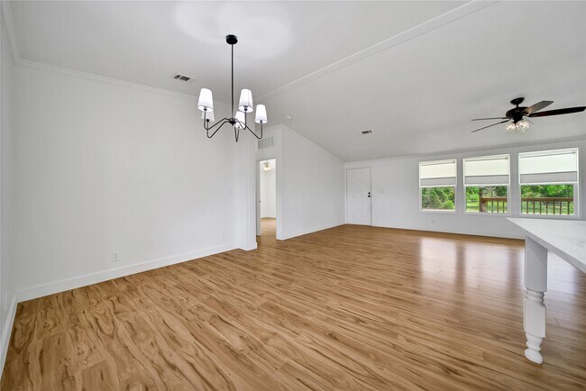 Building Photo - 31324 Knebel Rd