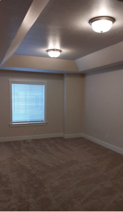 Building Photo - 2033 N 380 E