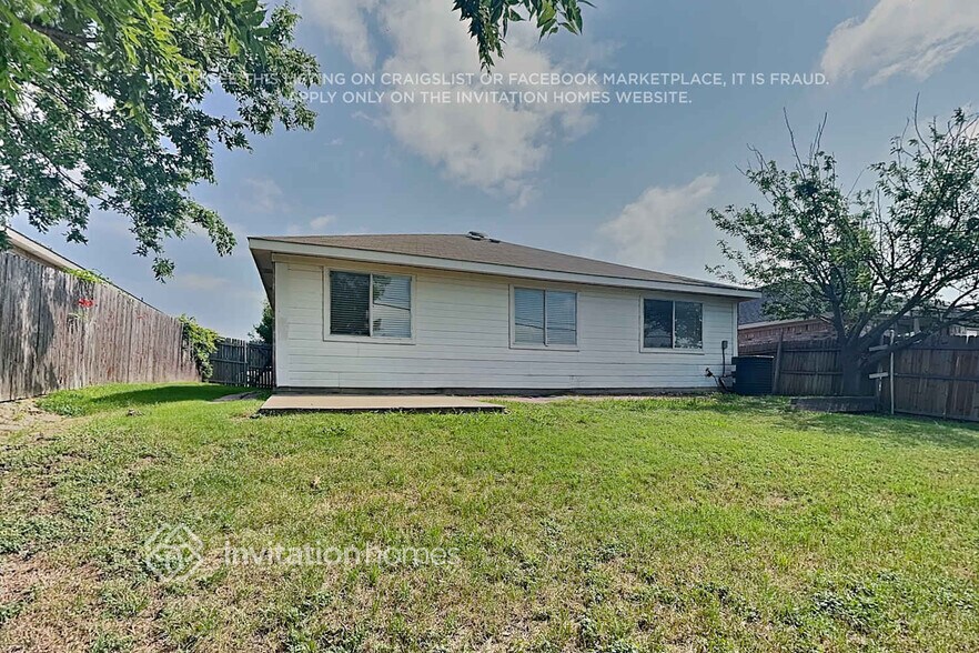 Building Photo - 10321 Pleasant Mound Dr