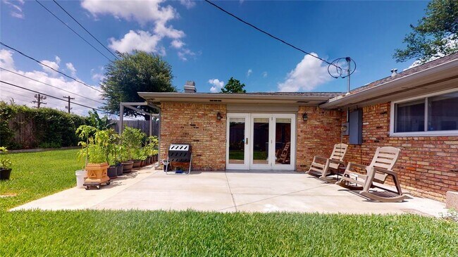 Building Photo - 3011 Larknolls Ln