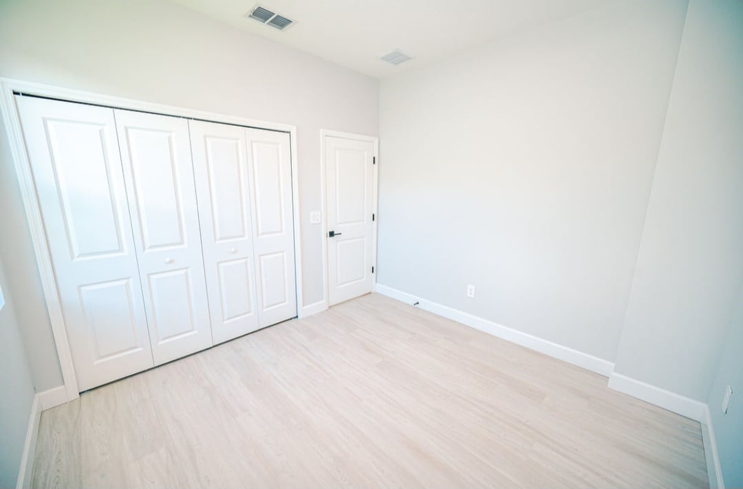 Building Photo - 1103 Saint Tropez Ct