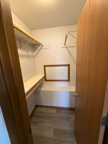 Building Photo - 1530 Citadel Dr