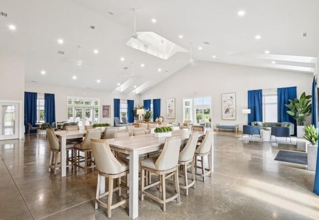 Building Photo - 6118 Buntline Ln