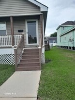 Building Photo - 2330 Flood St