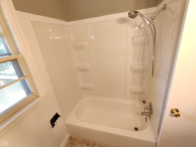 Building Photo - 1123 S Noble St