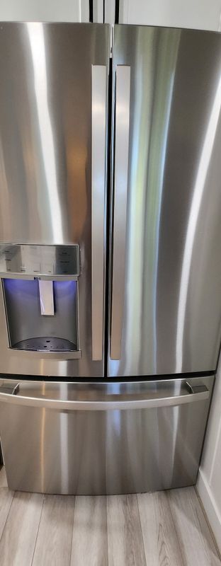 Building Photo - 28890 Cedar Dr