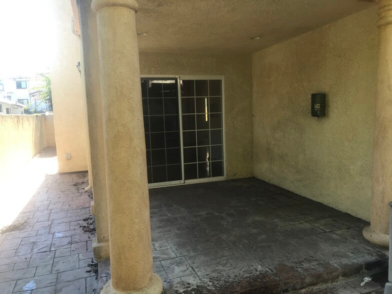 covered patio - 1304 Mackay Ln