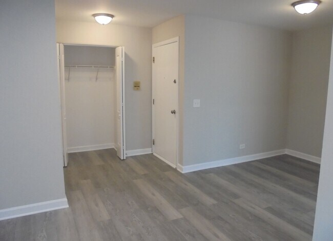 Building Photo - 1021 Boxwood Ct