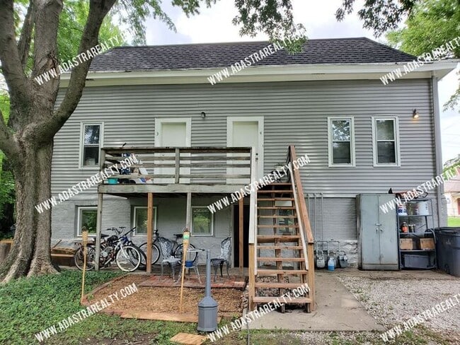 Building Photo - Cute and Affordable Olathe Apartment-Avail...