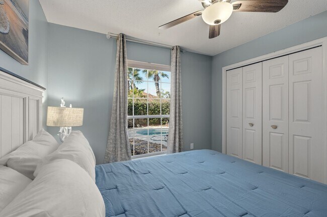Building Photo - 329 Sailfish Cir
