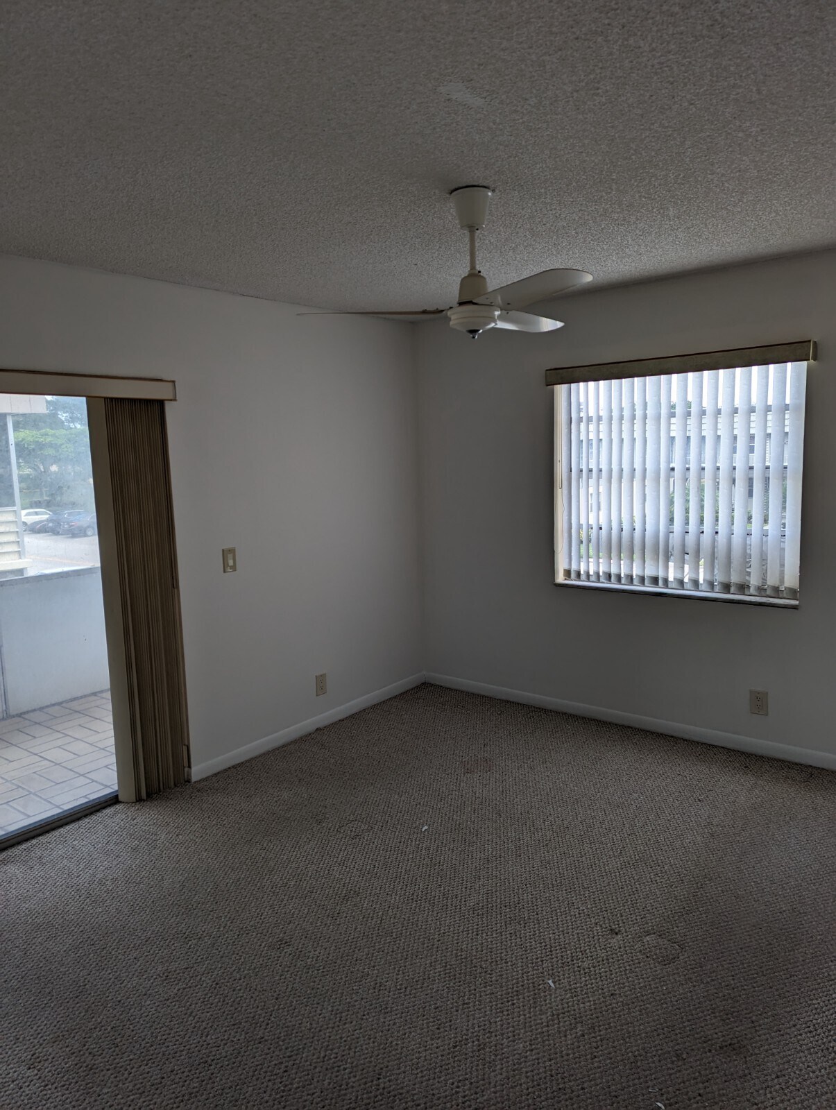 Building Photo - 517 Flanders K