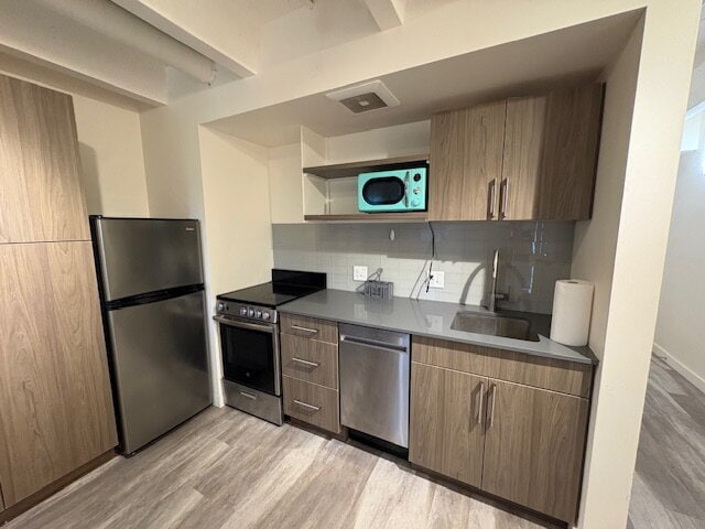 Building Photo - Cute Pet Friendly Studio Apartment Near Sl...