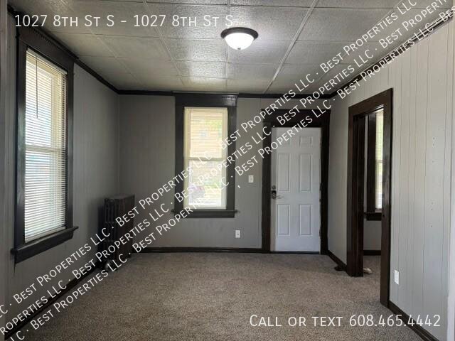 Building Photo - 1027 8th St S