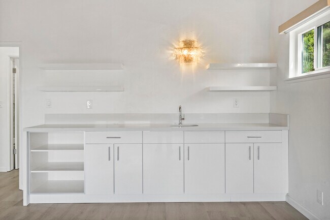 Bonus room cabinetry - 31259 Bailard Rd