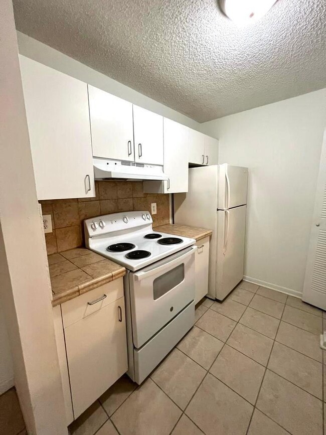 Building Photo - 1701 Village Blvd