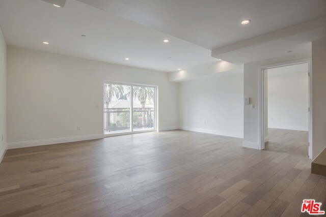Building Photo - 2939 Leeward Ave