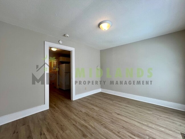 Building Photo - 4709 Jones St
