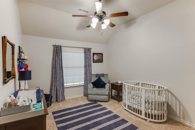 Building Photo - Spectacular Home! Come see Me!! I can be y...
