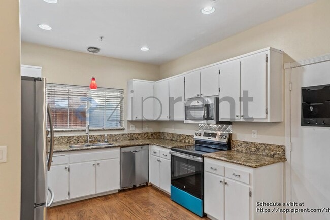 Building Photo - 1055 Adana Terrace